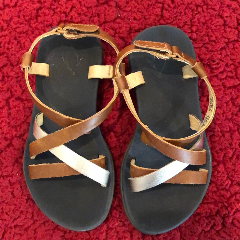 Olukai leather sandals